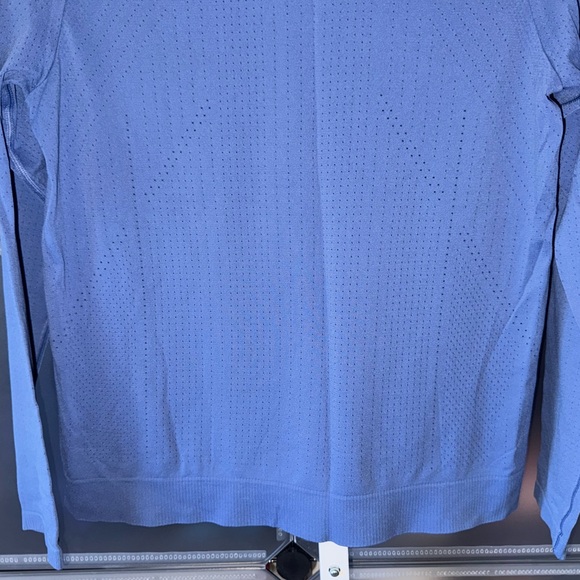 Athleta In Motion Seamless Long Sleeve Top in Blue Women’s L - Picture 11 of 14